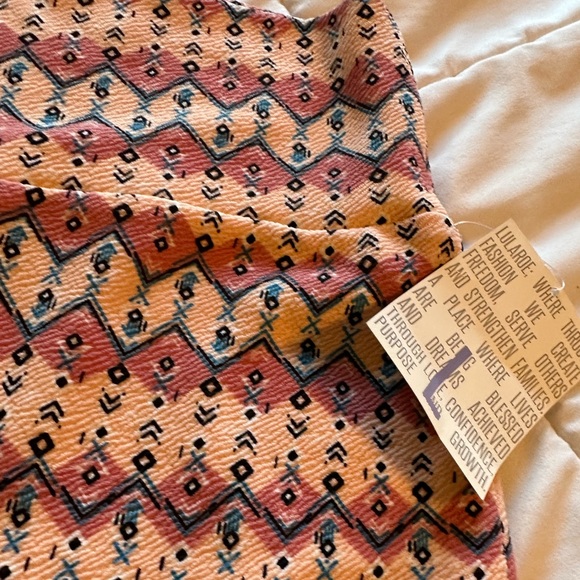 •NWT•L•GORGEOUS PINK UNIQUE PRINT CASSIE PENCIL SKIRT• - Picture 9 of 16